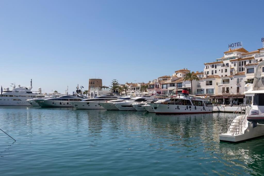 Puerto Banus Luxurious Apartment In The Heart Of The Port มาร์เบยา ภายนอก รูปภาพ