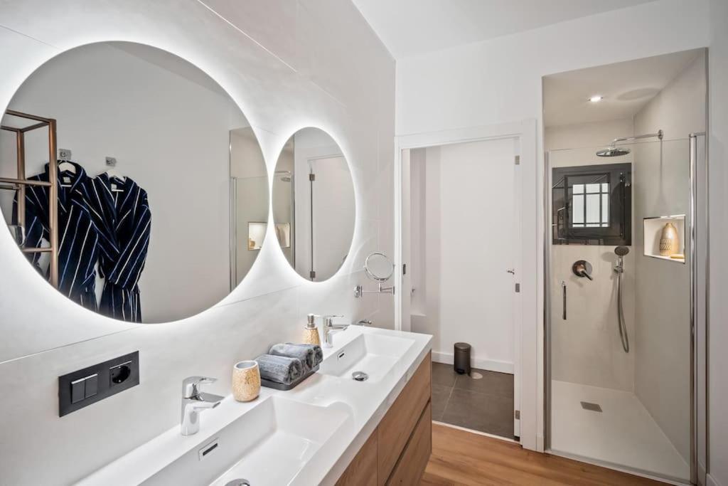 Puerto Banus Luxurious Apartment In The Heart Of The Port มาร์เบยา ภายนอก รูปภาพ